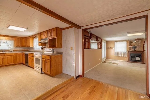 $180,000 | 6970 North 100 West, Hartford City, IN 47348