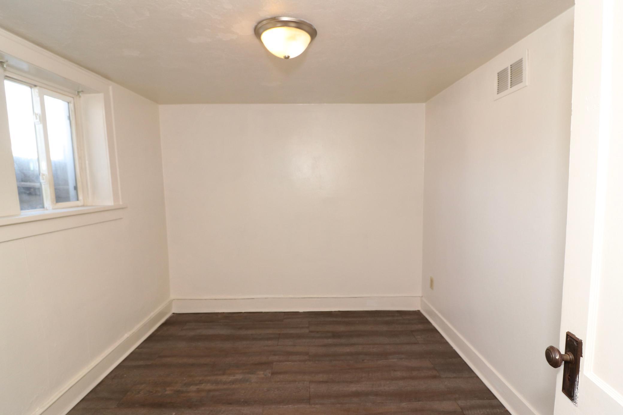 609 3rd Street North Fargo, ND 58102 - Photo 18 of 40