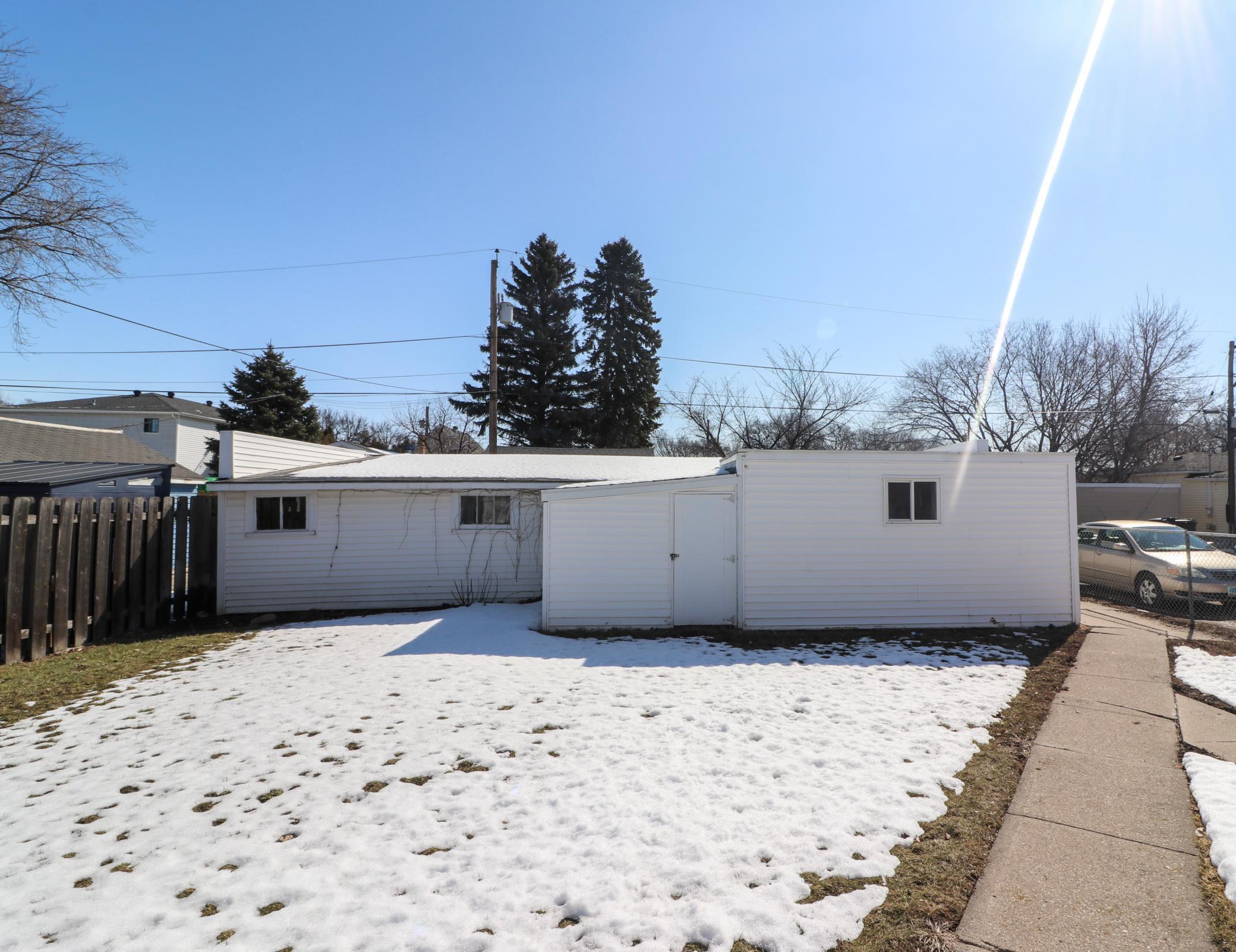 609 3rd Street North Fargo, ND 58102 - Photo 5 of 40