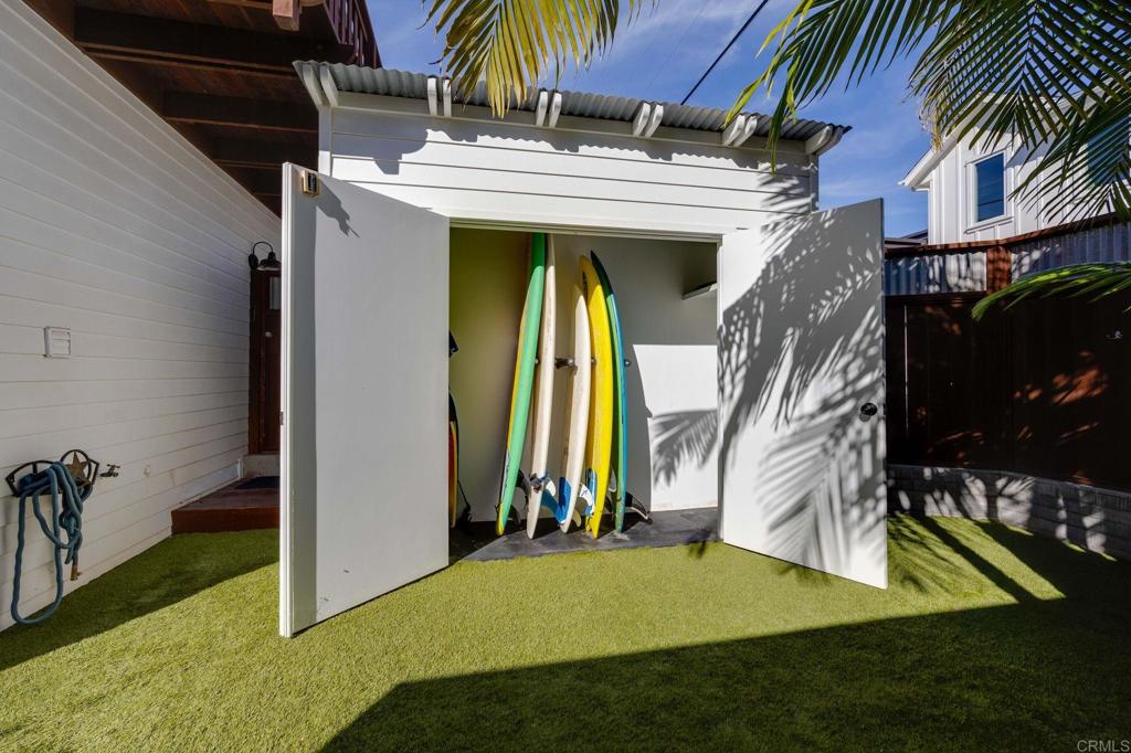 371 La Mesa Avenue Encinitas, CA 92024 - Photo 27 of 30 a view of a house with a yard