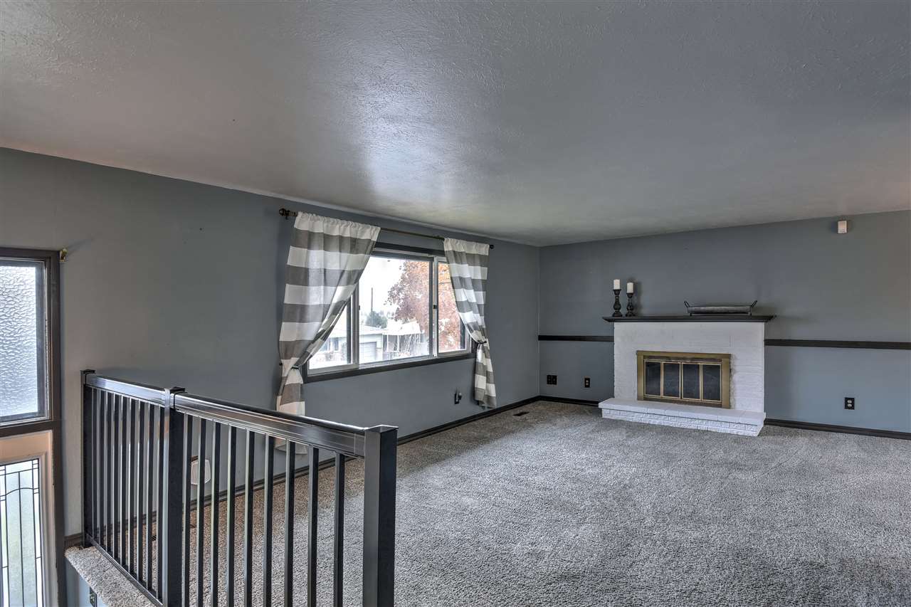 2220 West Bruce Avenue Spokane, WA 99208 - Photo 3 of 20