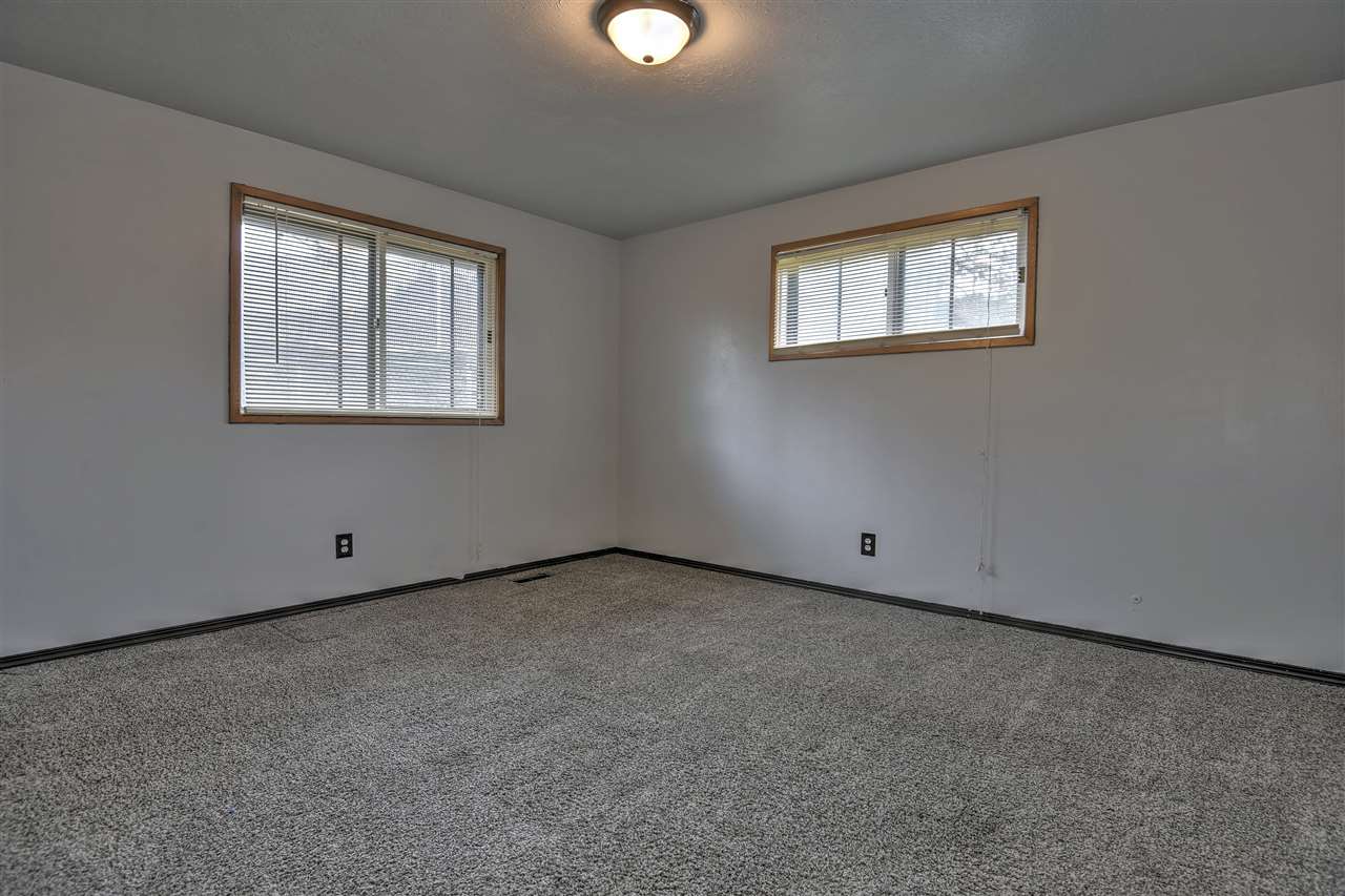 2220 West Bruce Avenue Spokane, WA 99208 - Photo 9 of 20