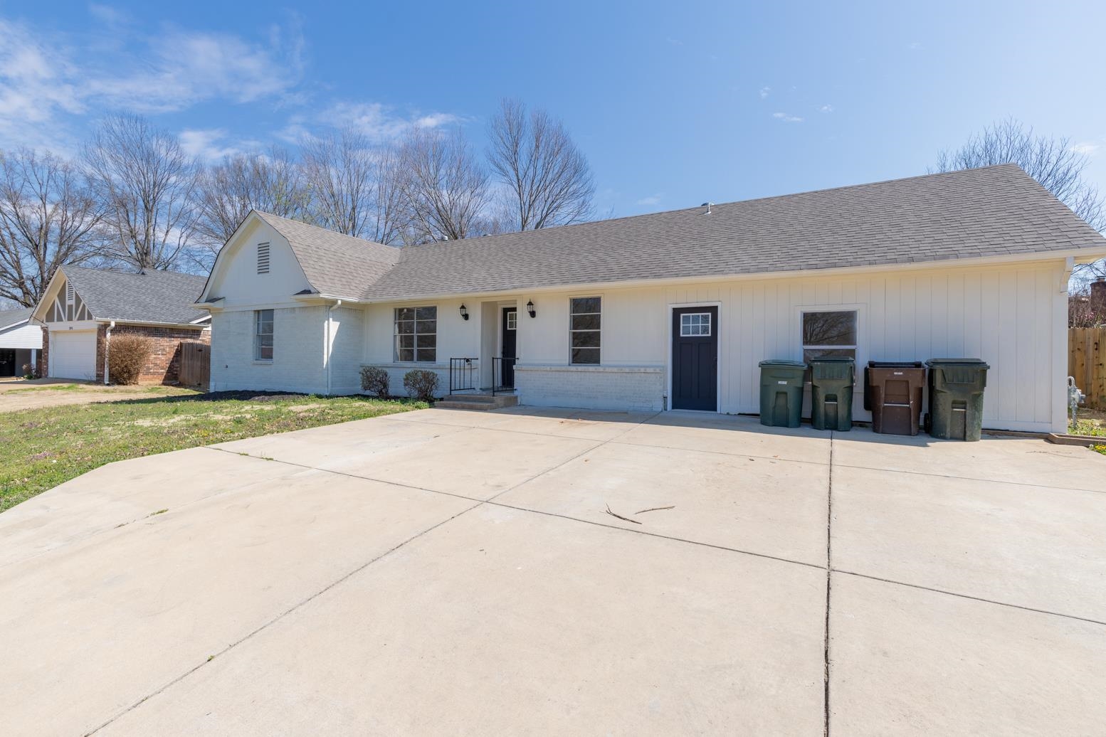 3268 Altruria Road Bartlett, TN 38134 - Photo 2 of 25 a view of house with yard