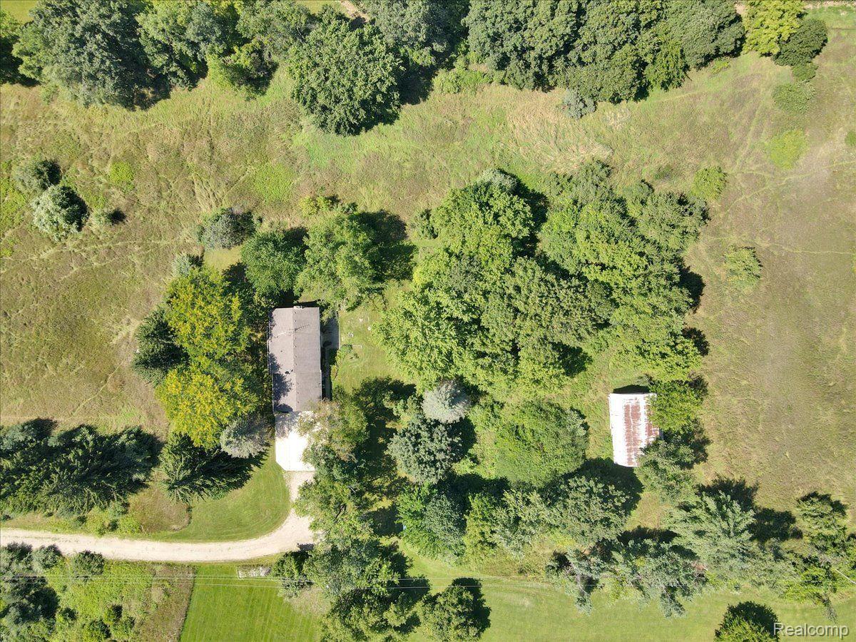 8300 Oakhill Road Clarkston, MI 48348 - Photo 7 of 20 Gallery Image 7