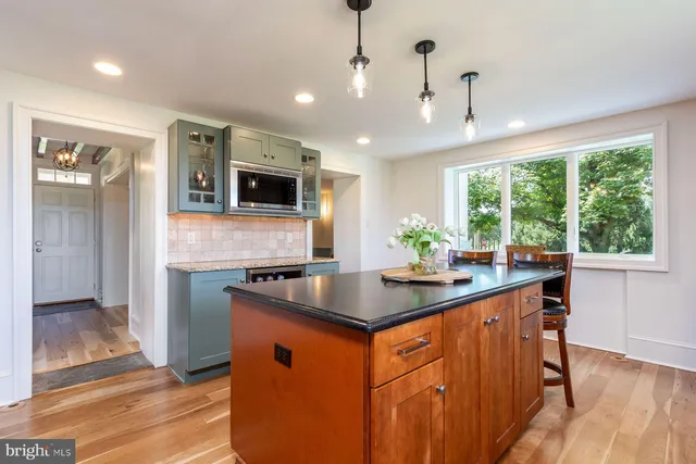 $1,500,000 | 105 Barry Road, Chalfont, PA 18914