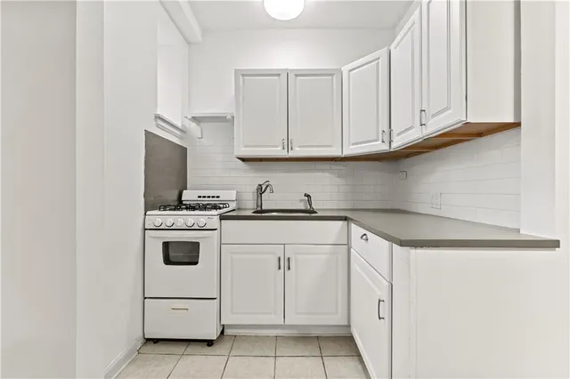 $189,000 | 3203 Nostrand Avenue, Unit LB | Madison