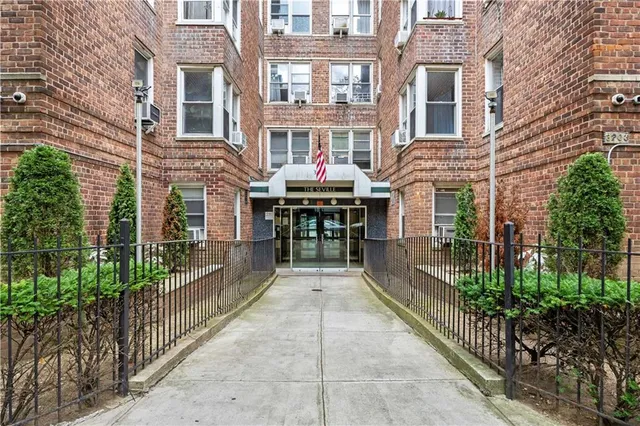 $189,000 | 3203 Nostrand Avenue, Unit LB | Madison
