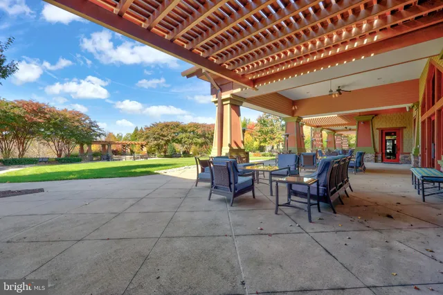 $639,900 | 5 Montauk Avenue, Fredericksburg, VA 22406