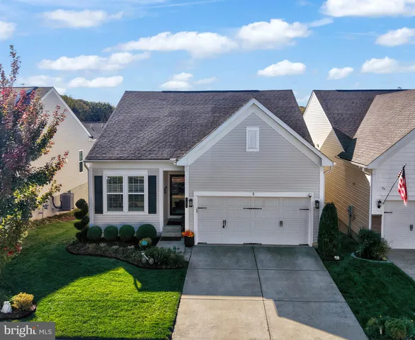 $639,900 | 5 Montauk Avenue, Fredericksburg, VA 22406