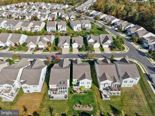 $639,900 | 5 Montauk Avenue, Fredericksburg, VA 22406