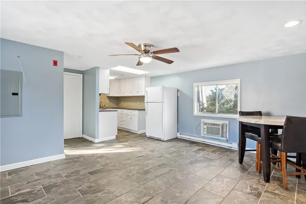 $174,900 | 300 Smithfield Road, Unit 553, North Providence, RI 02904