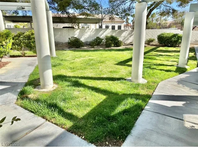 $2,495 | 2700 Lodestone Drive, Unit 2700, Las Vegas, NV 89117