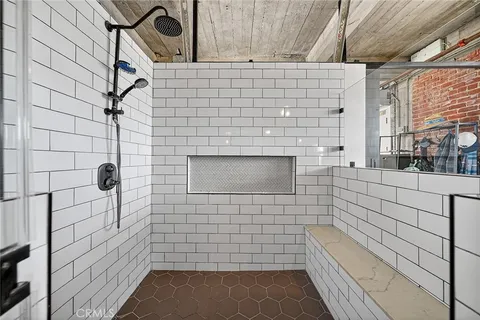 $649,900 | 100 West 5th Street, Unit 7E, Long Beach, CA 90802