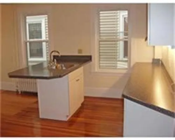 $1,995 | 14 East Milton Road, Unit 4B, Brookline, MA 02445