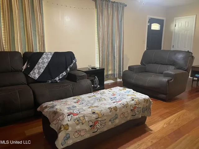 $163,000 | 1827 Teakwood Drive, Jackson, MS 39212