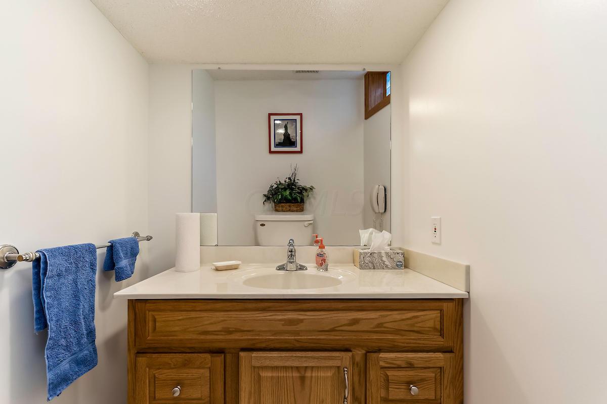 3095 Derby Road Columbus, OH 43221 - Photo 15 of 30