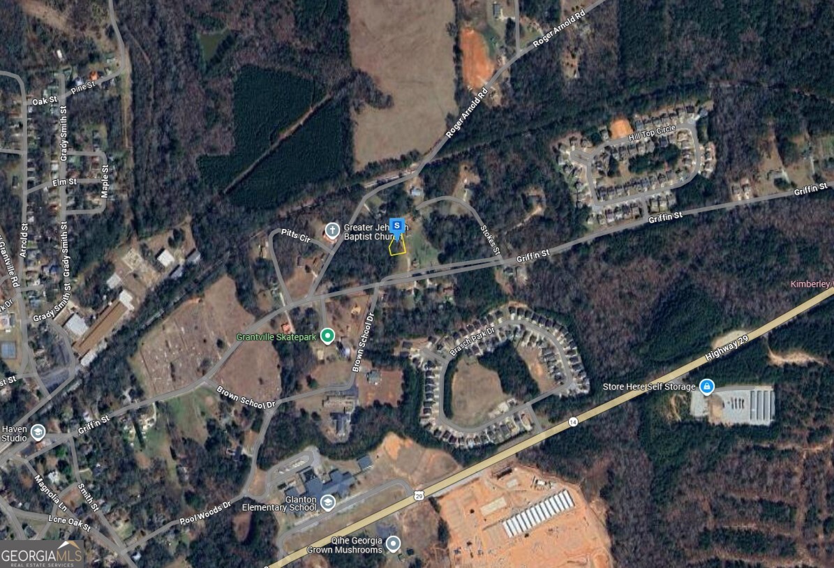 100 Stokes Street Grantville, GA 30220 - Photo 2 of 5