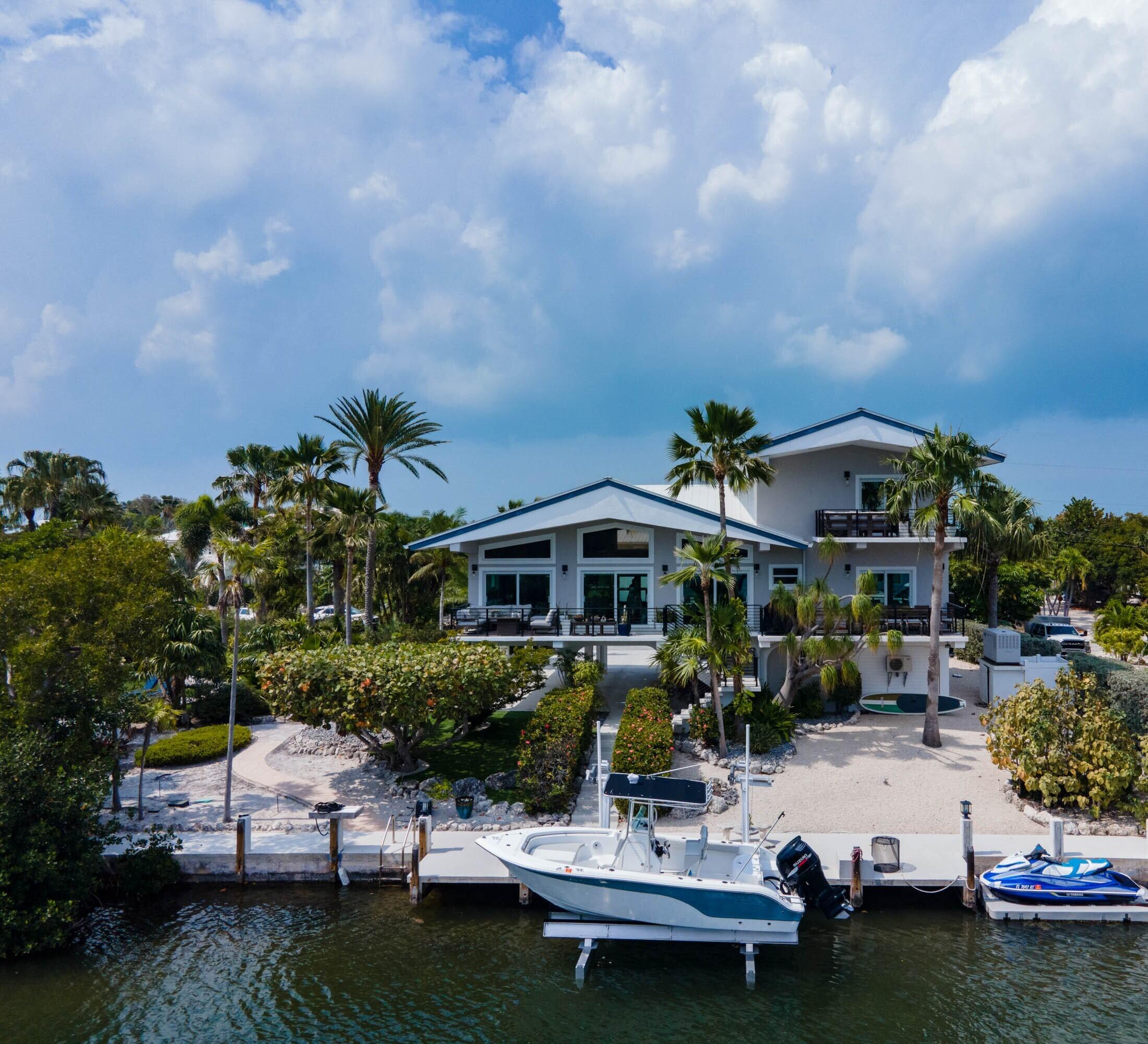 358 Stirrup Key Boulevard Marathon, FL 33050 - Photo 1 of 29 358 Stirrup Key Blvd