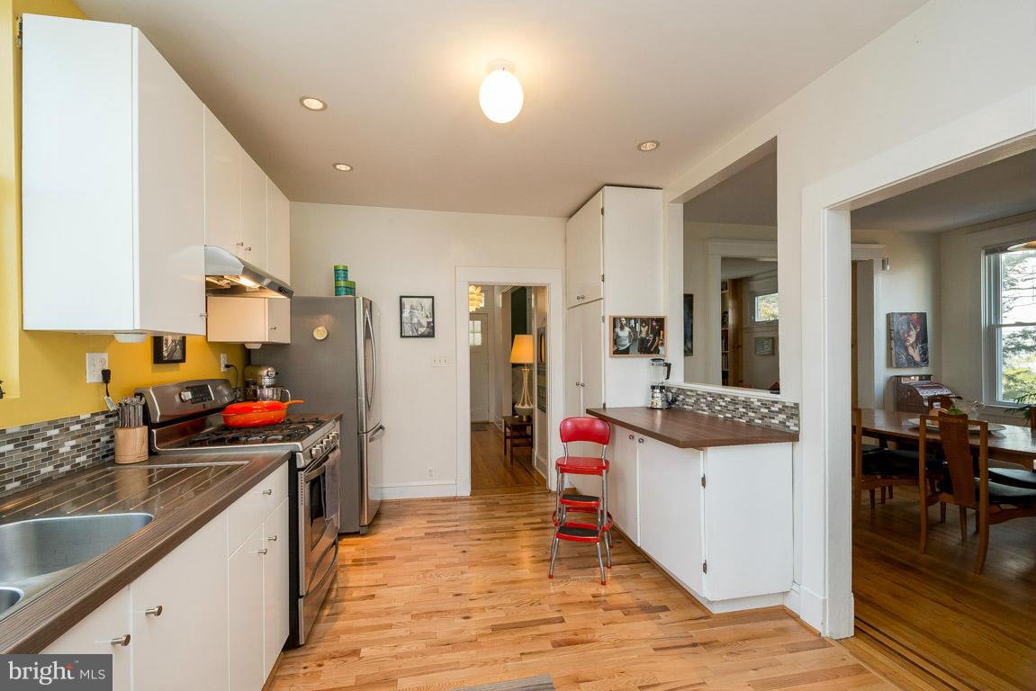 312 Radnor Road Baltimore, MD 21212 - Photo 12 of 30 Kitchen