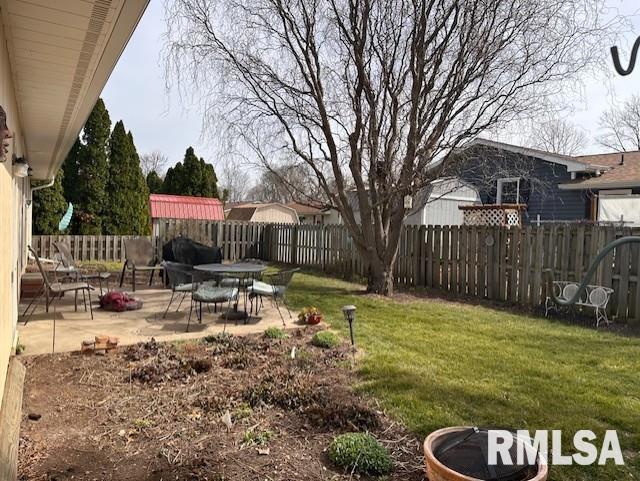 2 Mary Lane Jacksonville, IL 62650 - Photo 39 of 41