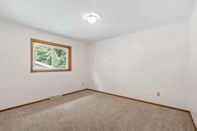 $325,000 | 809 3rd Avenue North, Sartell, MN 56377