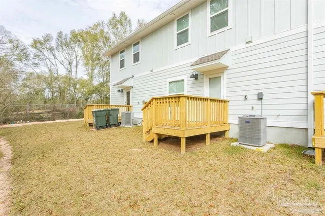 a view of a house with a outdoor space