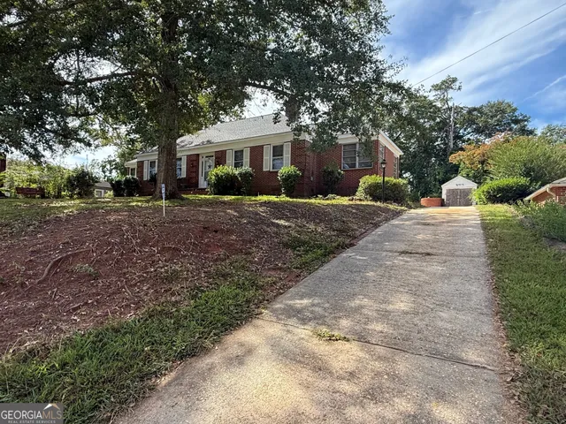 $249,900 | 326 Parkway Drive, Thomaston, GA 30286