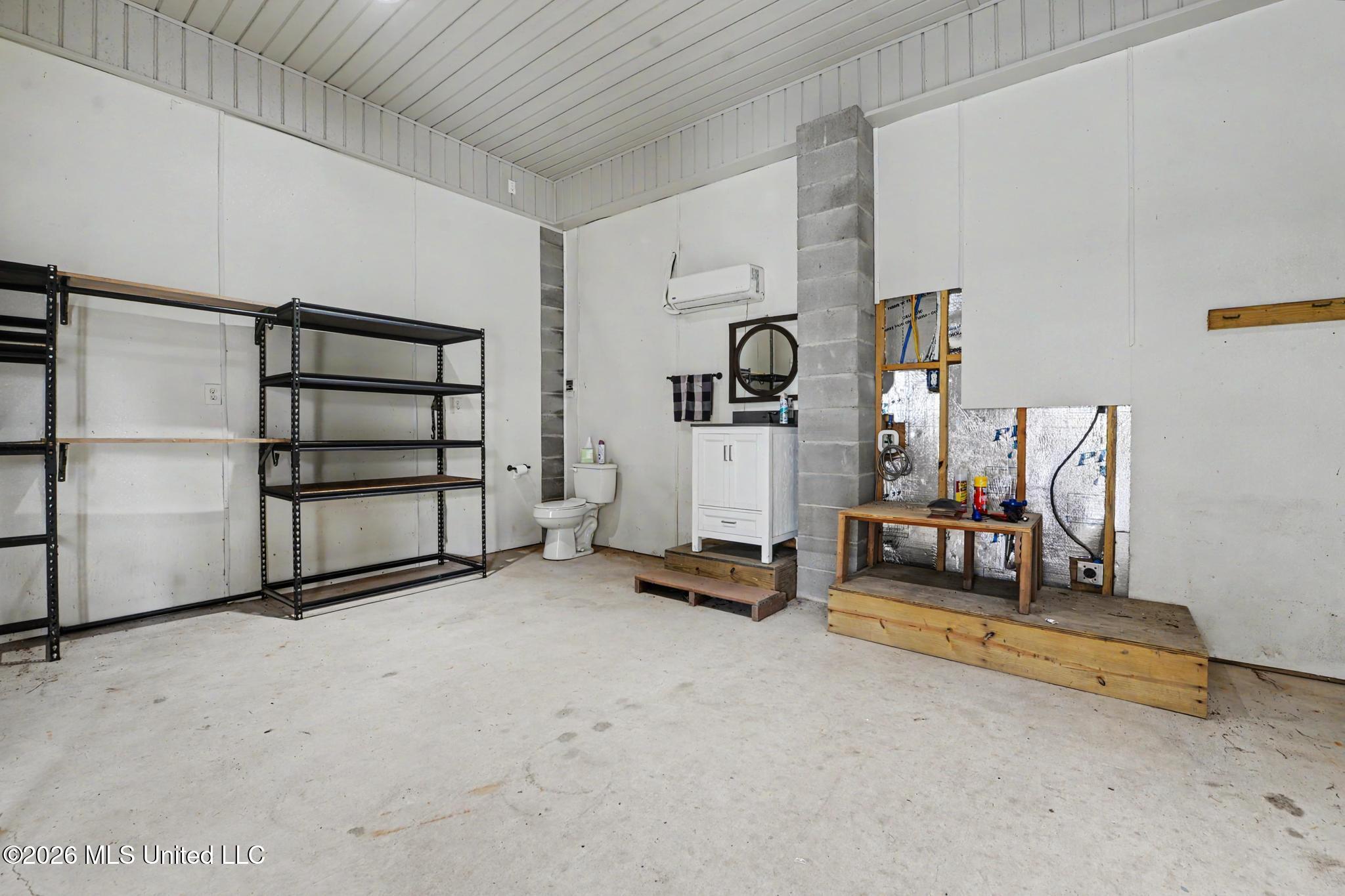 6253 Shawnee Street Kiln, MS 39556 - Photo 29 of 47 029