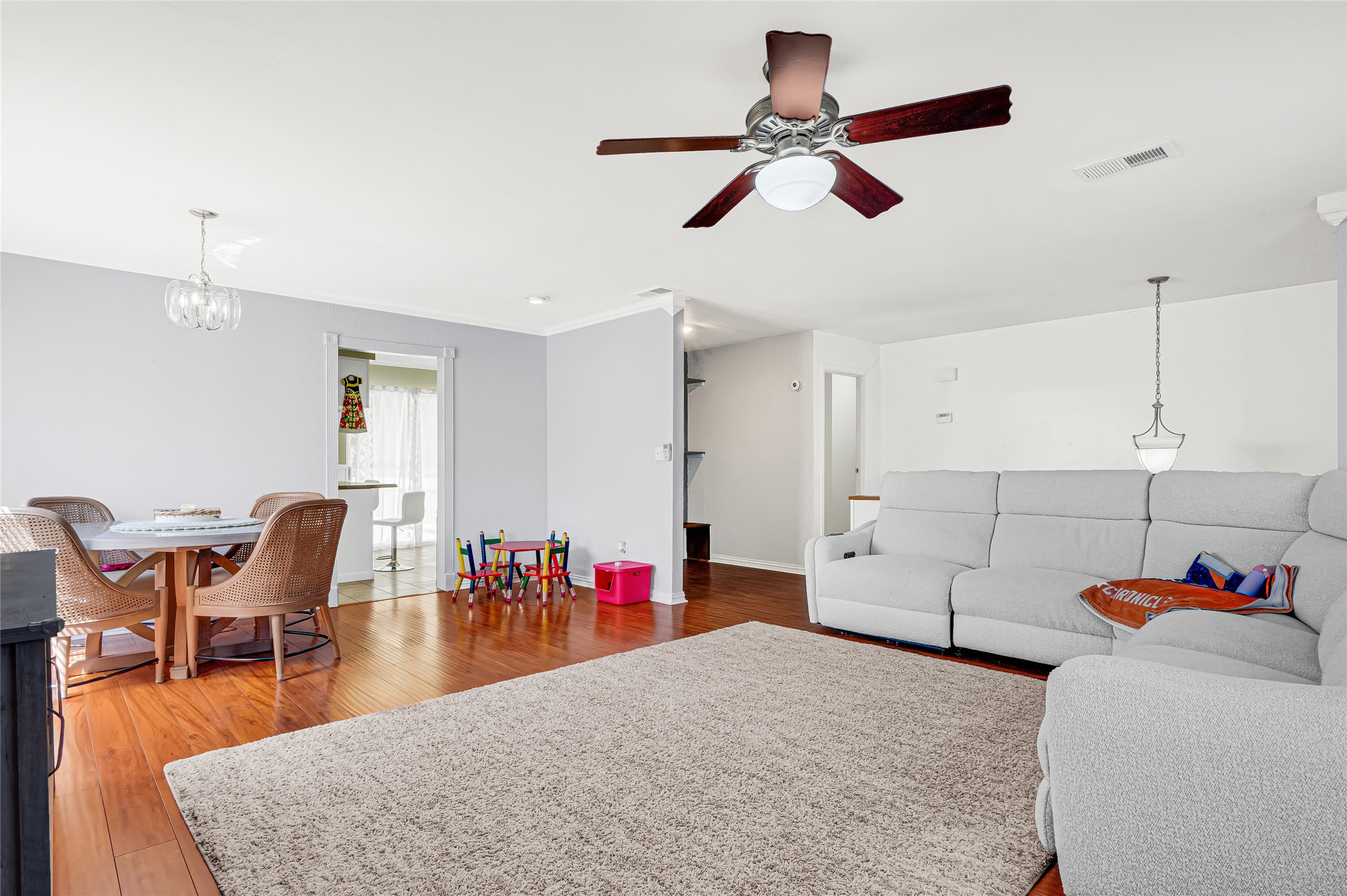 23419 Bayleaf Drive Spring, TX 77373 - Photo 3 of 23 Large living area with dining combo.