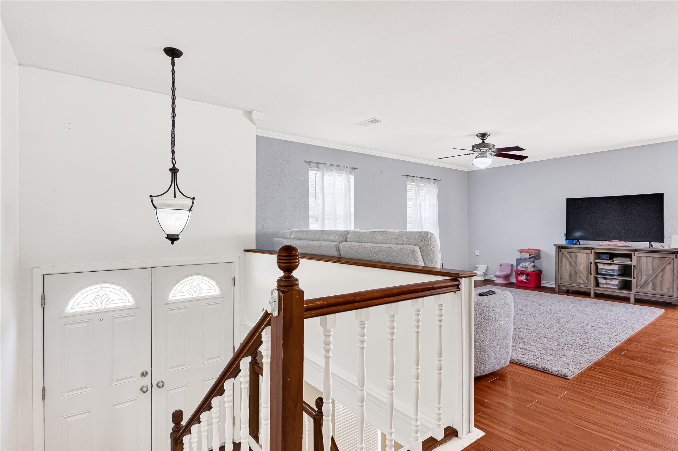 23419 Bayleaf Drive Spring, TX 77373 - Photo 10 of 23 Foyer