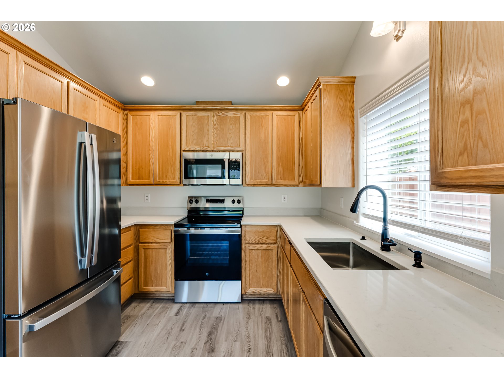 6084 Rombauer Road Eugene, OR 97402 - Photo 3 of 19 Kitchen