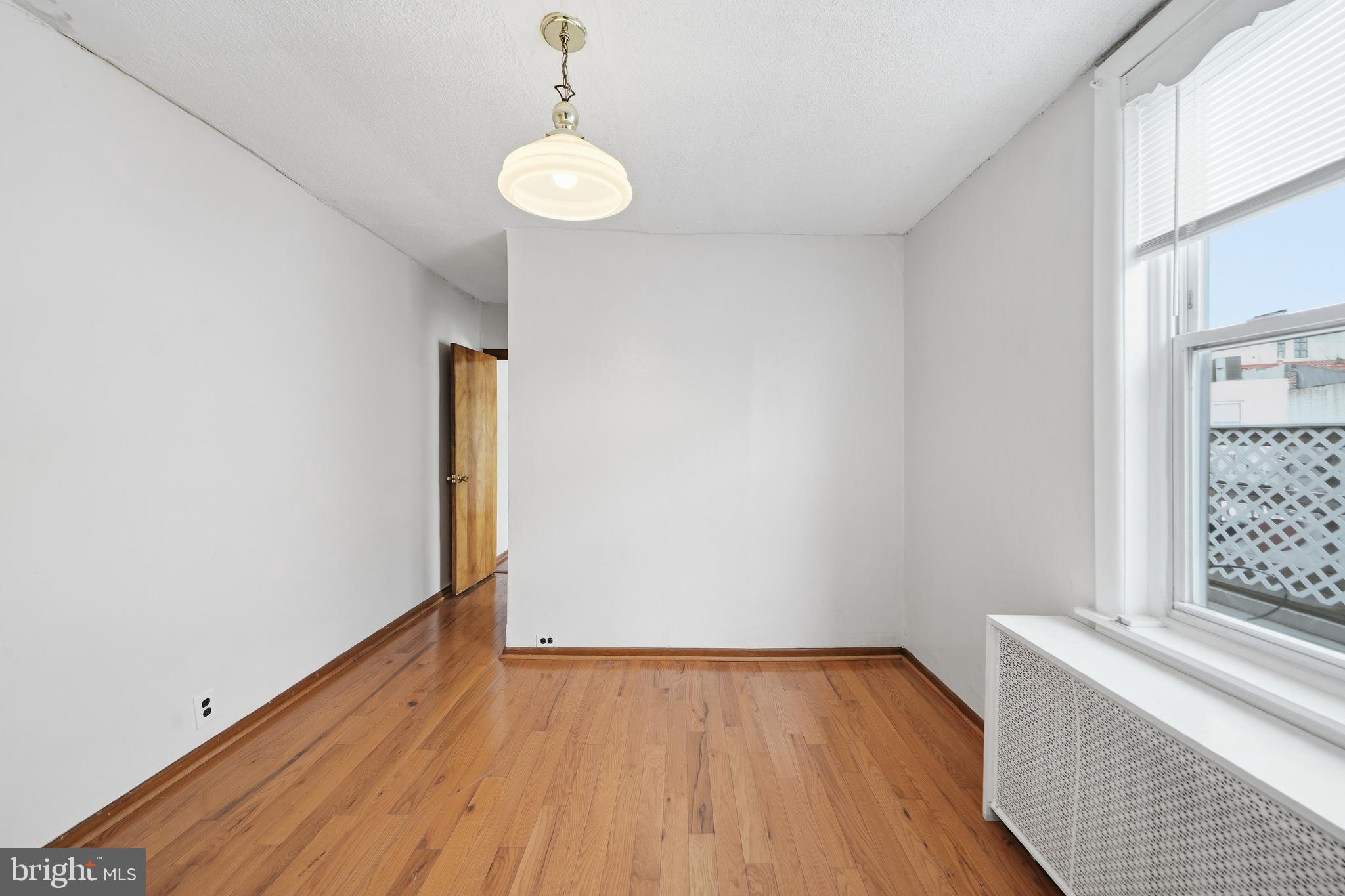 1934 South 13th Street, Unit 2R Philadelphia, PA 19148 - Photo 4 of 12