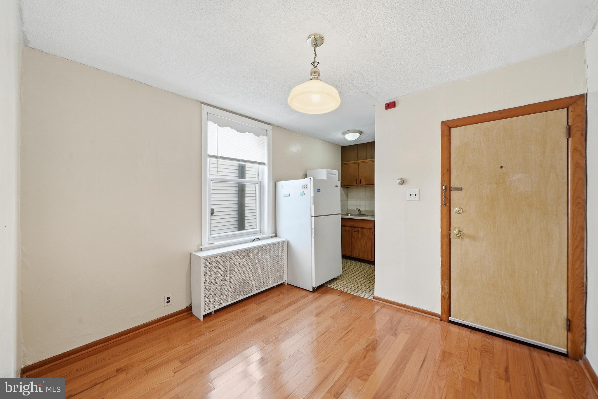 1934 South 13th Street, Unit 2R Philadelphia, PA 19148 - Photo 5 of 12
