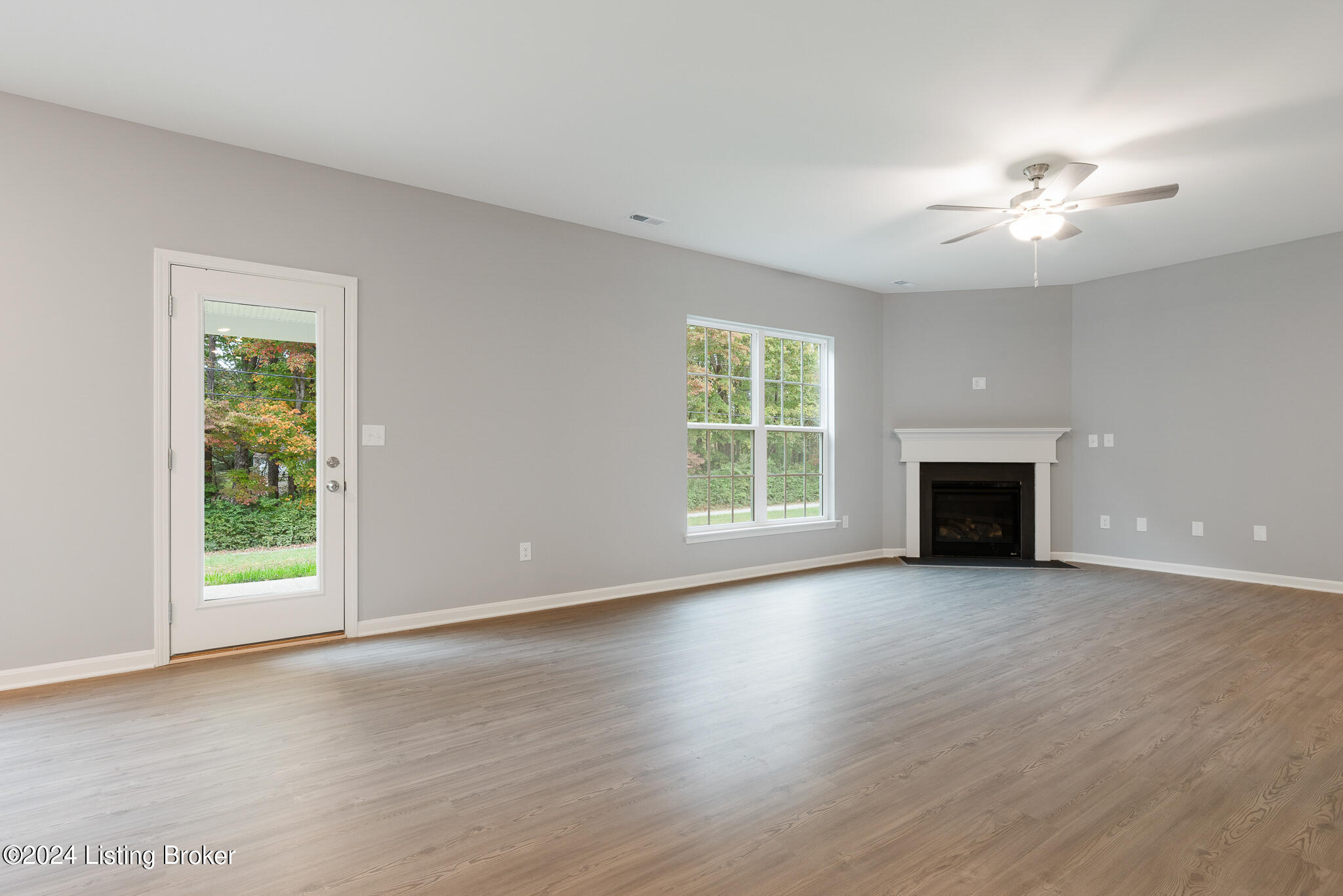 8432 Gateway Run Road Louisville, KY 40229 - Photo 17 of 50 8432 Gateway Run Rd-17