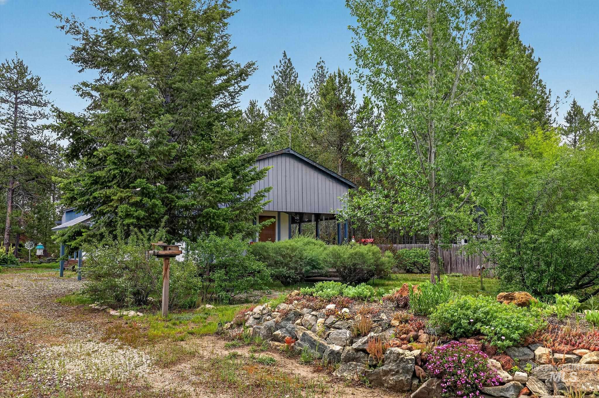13122 Tucker Road Donnelly, ID 83615 - Photo 8 of 35