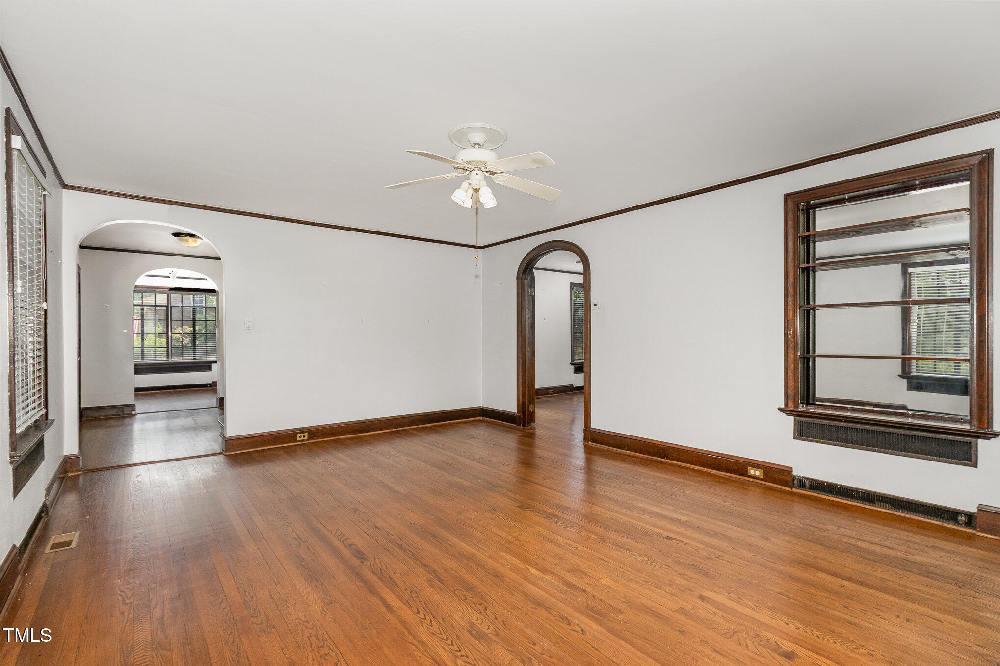 1541 Caswell Street Raleigh, NC 27608 - Photo 7 of 27 img_5325-edit_543