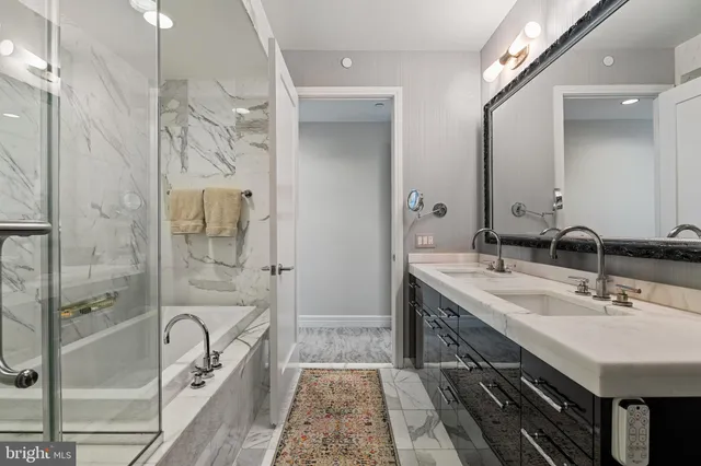 $1,550,000 | 1414 South Penn Square, Unit 22B, Philadelphia, PA 19102