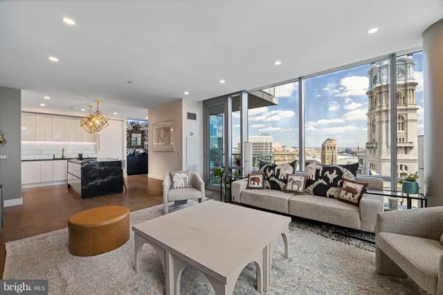 $1,550,000 | 1414 South Penn Square, Unit 22B, Philadelphia, PA 19102