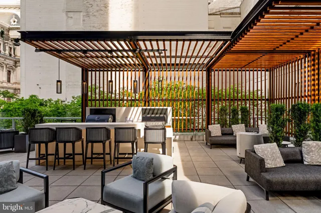 $1,550,000 | 1414 South Penn Square, Unit 22B, Philadelphia, PA 19102