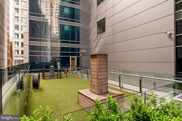 $1,550,000 | 1414 South Penn Square, Unit 22B, Philadelphia, PA 19102