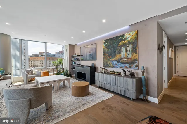 $1,550,000 | 1414 South Penn Square, Unit 22B, Philadelphia, PA 19102