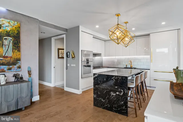 $1,550,000 | 1414 South Penn Square, Unit 22B, Philadelphia, PA 19102