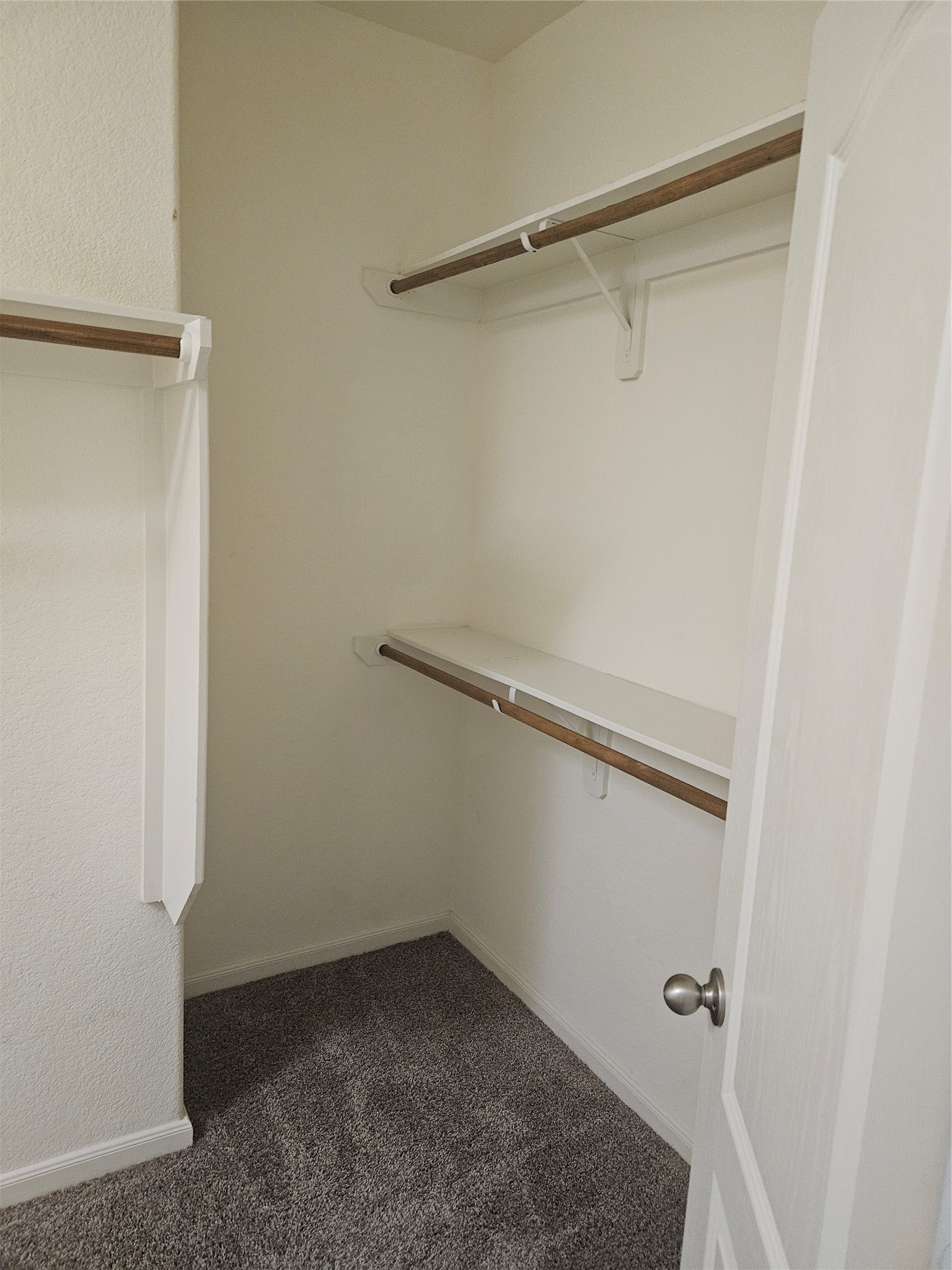 6411 Hunters Trace Lane Baytown, TX 77521 - Photo 14 of 23 Large walk in Closet leads to Primary Bedroom.