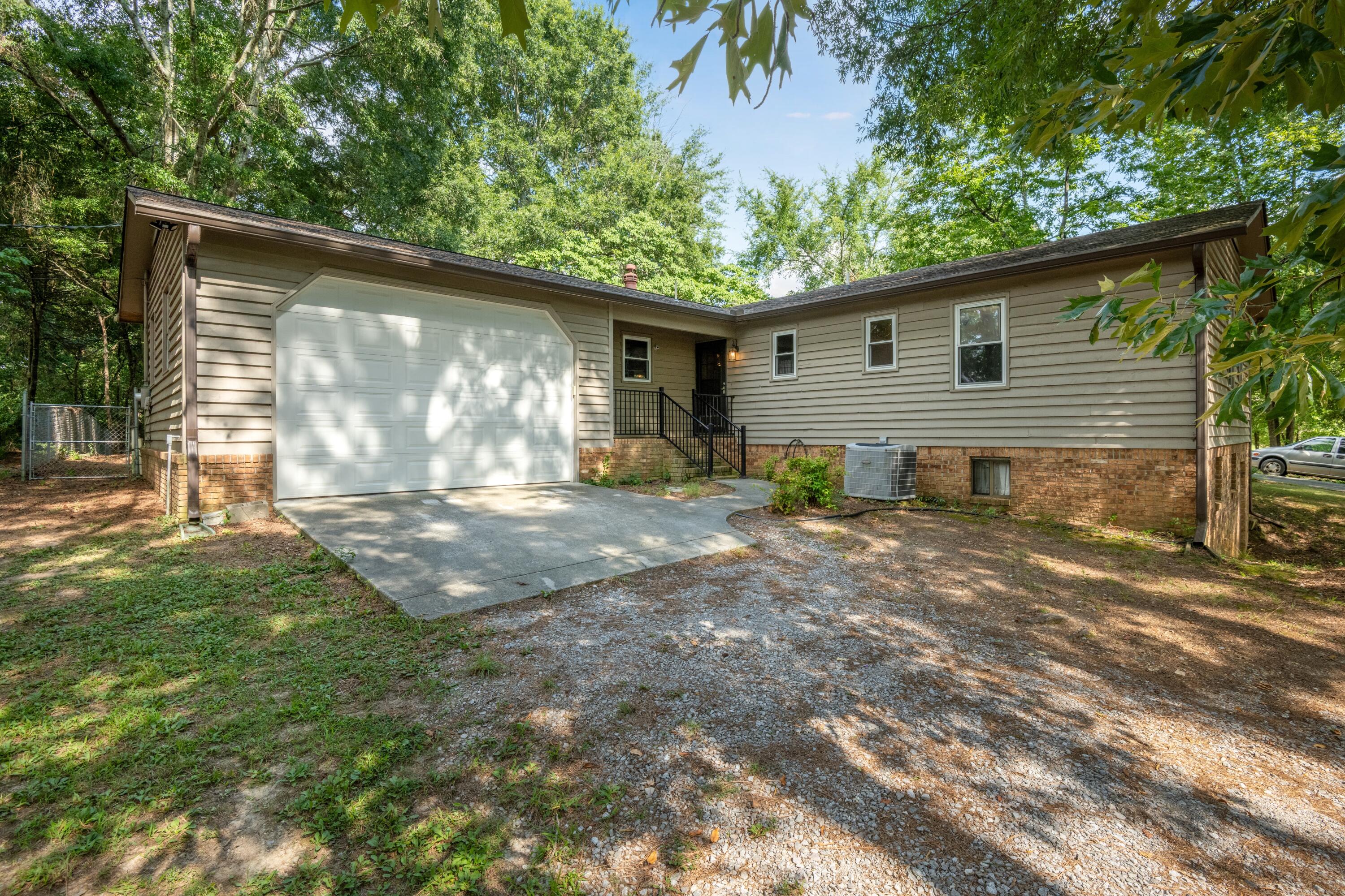 440 Bishop Pond Road Chatsworth, GA 30705 - Photo 1 of 41 front