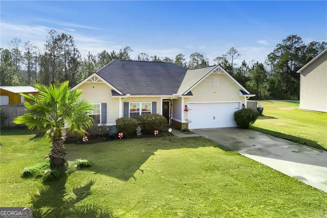 $304,000 | 351 Owens Street Northeast, Ludowici, GA 31316