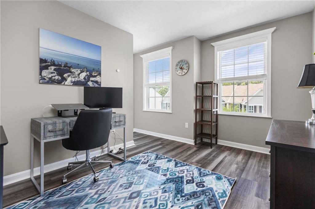 217 Lockheed Drive Coraopolis, PA 15108 - Photo 22 of 27 a workspace with furniture hardwood and a window