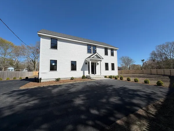 $949,900 | 157 Compass Circle, Barnstable, MA 02601