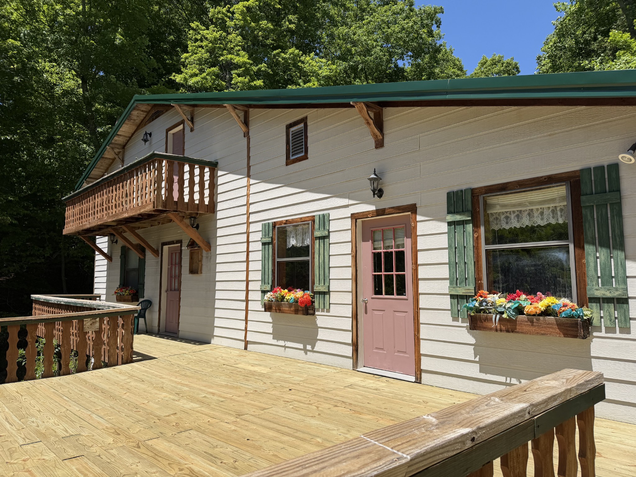 242 Cane Creek Road Hohenwald, TN 38462 - Photo 4 of 78