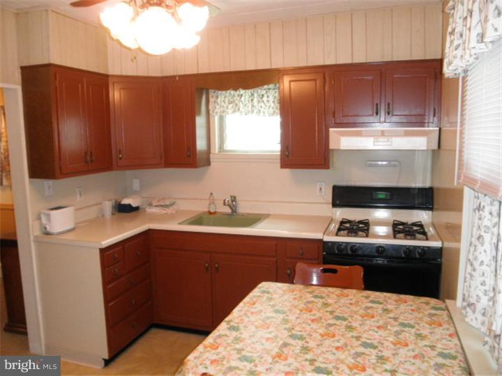 2428 Hollis Road Havertown, PA 19083 - Photo 9 of 20 Kitchen