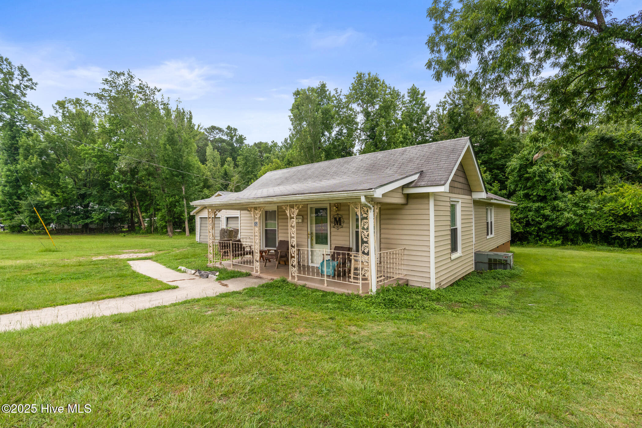 262 Airport Road Rockingham, NC 28379 - Photo 1 of 23 A7409090